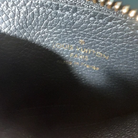 Louis Vuitton Flora Card Holder - Picture 4 of 6